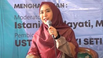 Kartika Putri回应Oki Setiana Dewi的演讲：顺便说一句，有一个真理