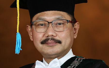 Profil Prof Budi Santoso yang Sempat Tolak Impor Dokter Asing dan Kini Dicopot dari Posisi Dekan