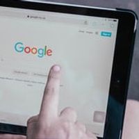 Google Uji Coba Fitur Video di Mesin Pencarinya