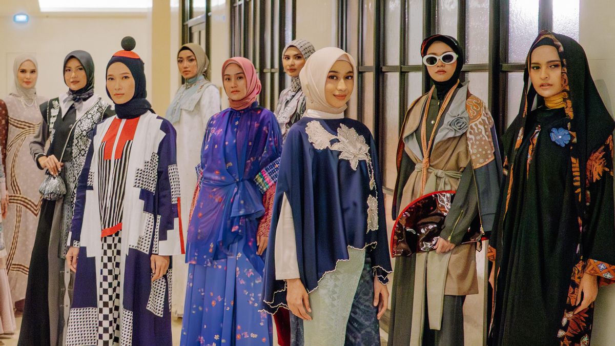 Le sommet du Festival international indonésien de la mode modeste 2024 est bientôt présent à Jakarta