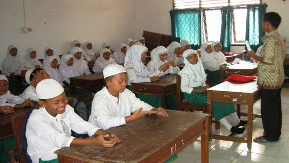 Le gouvernement n'a pas approuvé la proposition de 630 000 PPPK pour les enseignants des madrasas