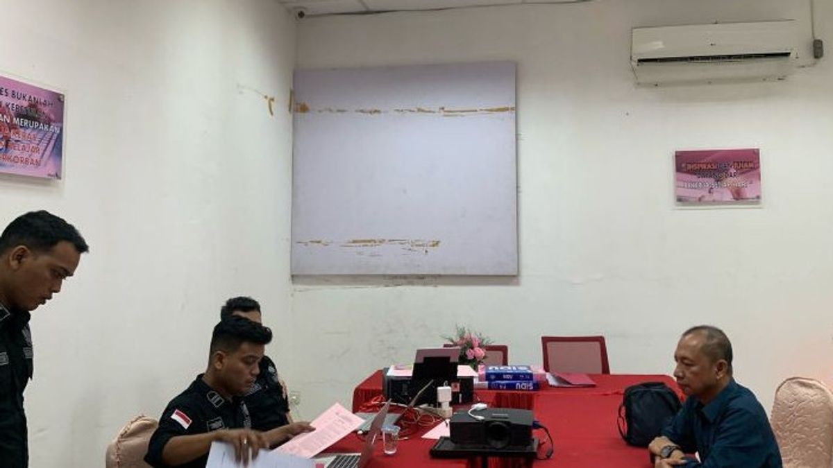 Fugitives In Corruption Cases At The West Pasaman Hospital Arrested In Bekasi