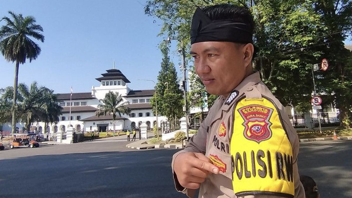 Kabaharkam Launches West Java Region RW Police