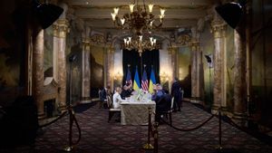 Trump Bilang Putin dan Zelensky "Serius" Rundingkan Perang Rusia-Ukraina