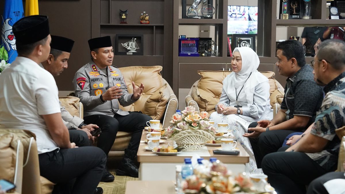 Riau Police Chief And UNRI Chancellor Discuss Potential Strategic Cooperation On Campus