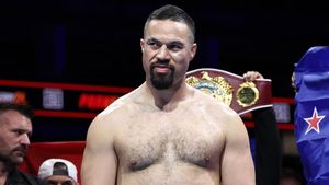 Joseph Parker Kritik Wasit dalam Laga Lawan Fabio Wardley