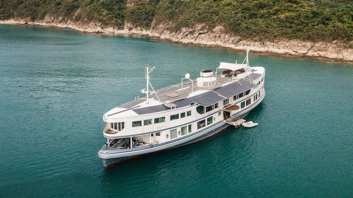 This Cruise Ship From The Used Historical Ferry Is Sold To The Public