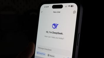 تحقق المنظمون الإيطاليون في DeepSeek بسبب فشلهم في تحذيرهم من خطر المعلومات المزيفة