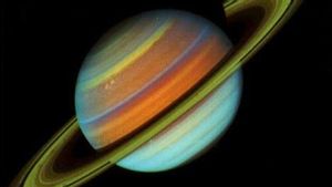 Pertama dalam Sejarah, Hujan Es dari Cincin Saturnus Sebabkan Cuaca Planet Jadi Panas