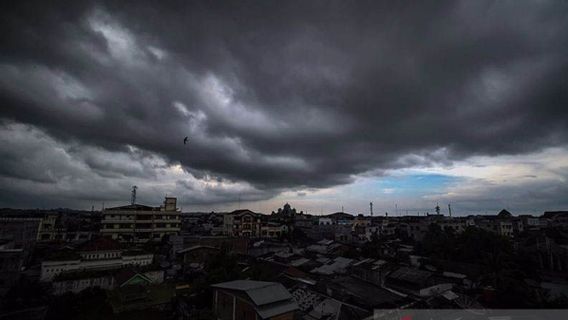 BMKG Warns Of Heavy Rain And Extreme Weather Throughout Indonesia Today