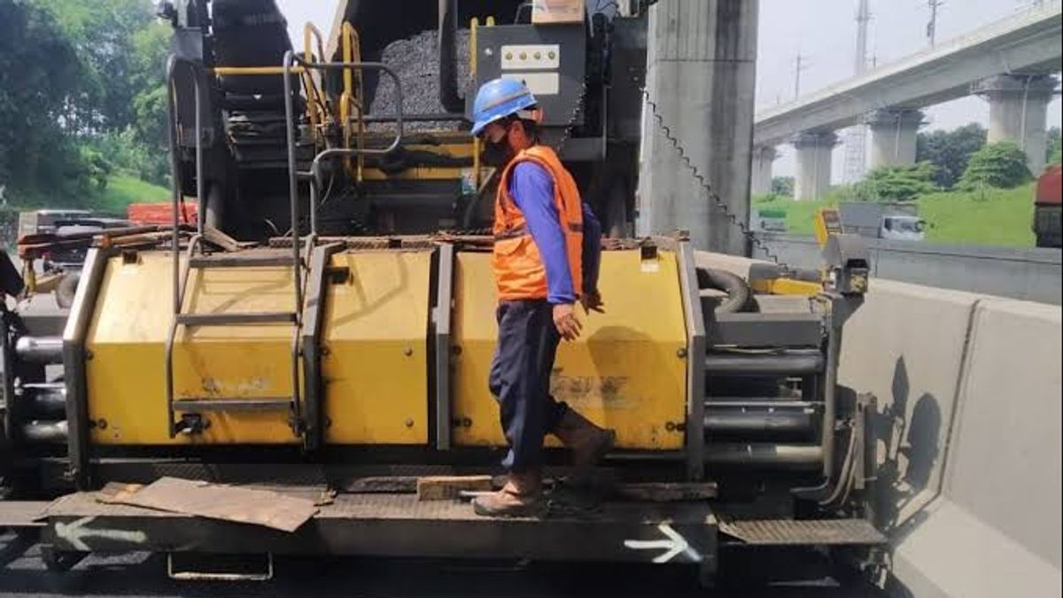 Attendez Macet, il y a eu une amélioration du point de route à péage Jakarta-Cikampek à partir de ce matin