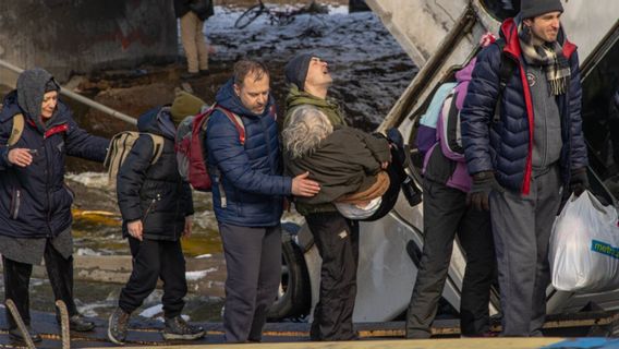 الأمم المتحدة تقول إن عدد اللاجئين الأوكرانيين يصل إلى 2.8 مليون لاجئ، وهي أسرع أزمة منذ الحرب العالمية الثانية