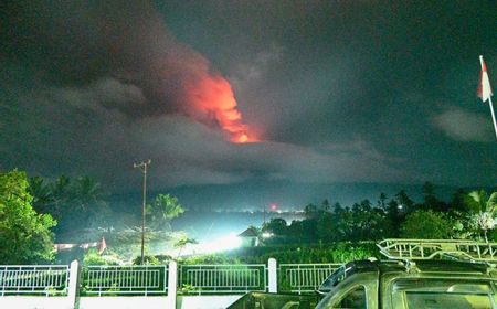 Gunung Lewotobi Naik NTT Berstatus Awas, 11 Warga Dulipali Dievakuasi Tim SAR