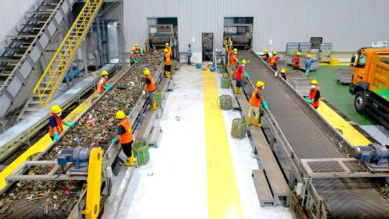 Komitmen Jaga Kelestarian Lingkungan, SIG Manfaatkan Sampah hingga Limbah sebagai Bahan Bakar Alternatif