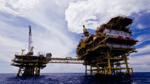 ina : Les compagnies pétrolières du Koweït reçoivent des conseils pour le plan de développement du terrain d'Ambas