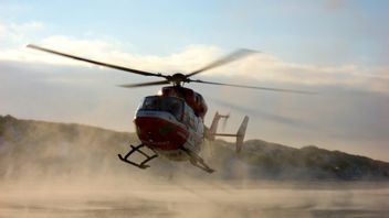 رئيس BNPB يفشل في مراجعة موقع الكارثة بسبب تحطم طائرة هليكوبتر