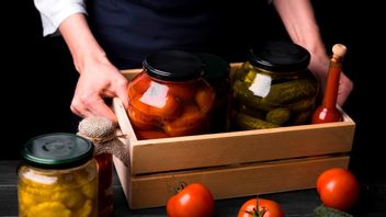 5 Langkah dan Trik Membuat Sayuran Fermentasi yang Tinggi Probiotik