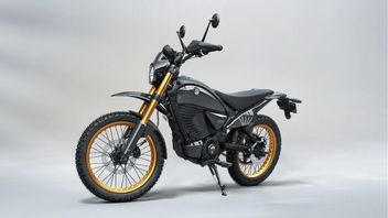 EICMA 2025でロイヤルエンフィールドフェリーフライングフライアS6を展示し、スクランブラースタイルの電気モーター