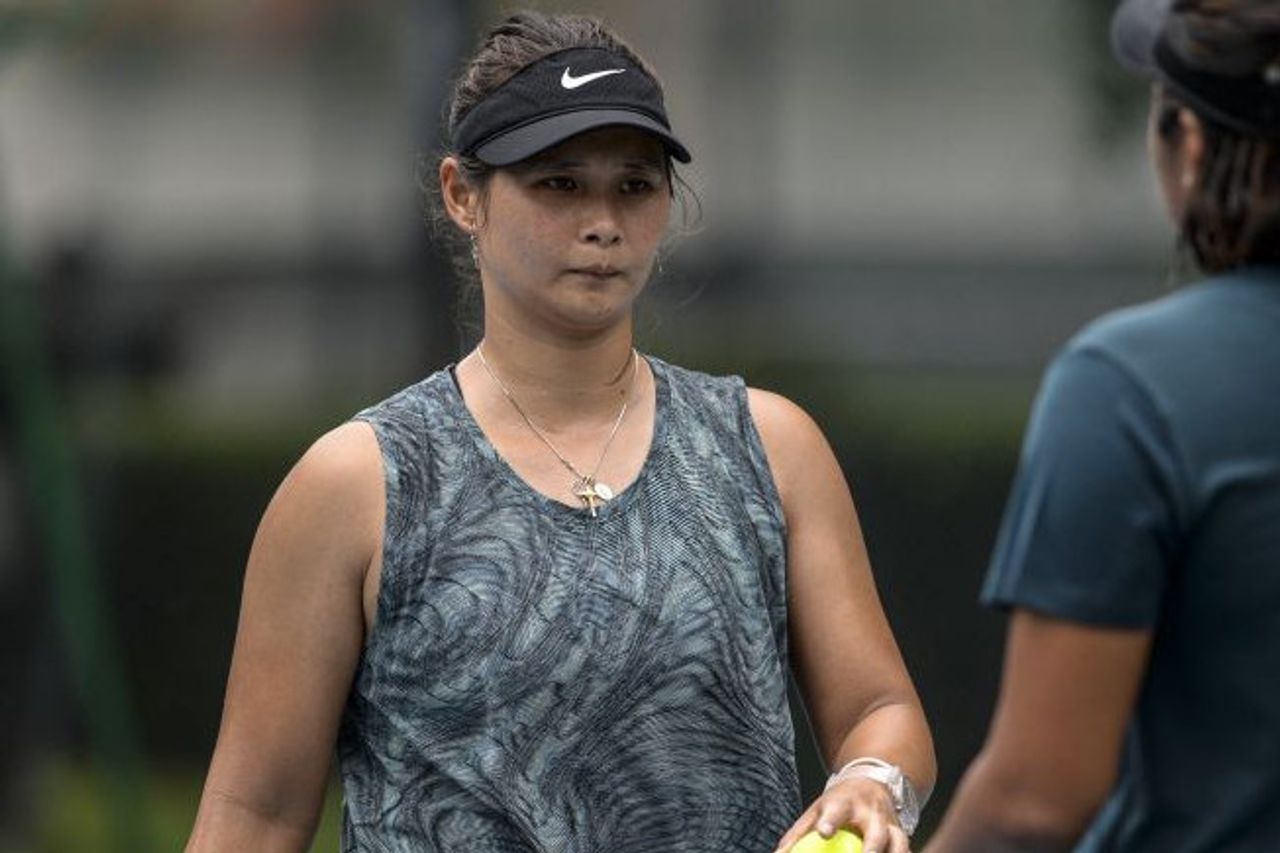 Women s Tennis Players Beatrice Gumulya Jessy Rompies And Aldila