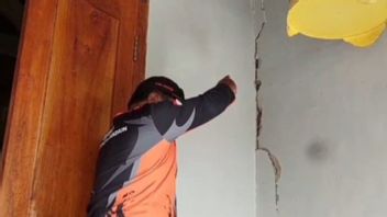移動式土地のためにetakされたメンダック・マディウンの家