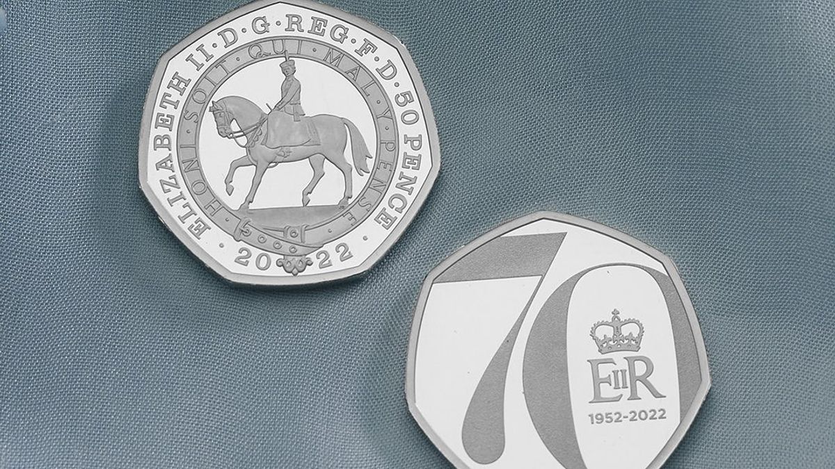 为纪念白金禧年，皇家造币厂推出英国女王伊丽莎白二世在位70周年的硬币