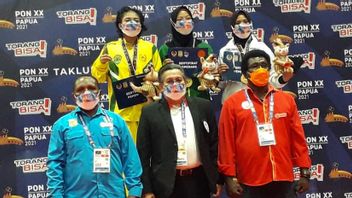 East Java Buys Medals For XX Papua PON Wrestling