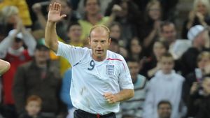 Legenda Newcastle Alan Shearer Komentari Transfer Isak ke Liverpool: Citra Buruk Sepak Bola