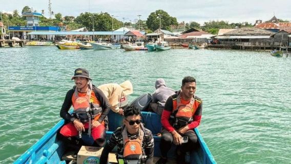 6 membres d’équipage du bateau Melati Indah divisé dans les eaux de la régence de Lingga Selamat