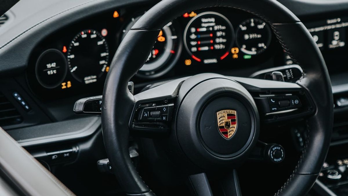 Porsche Bakal Perluas Kerja Sama dengan Raksasa Teknologi Apple