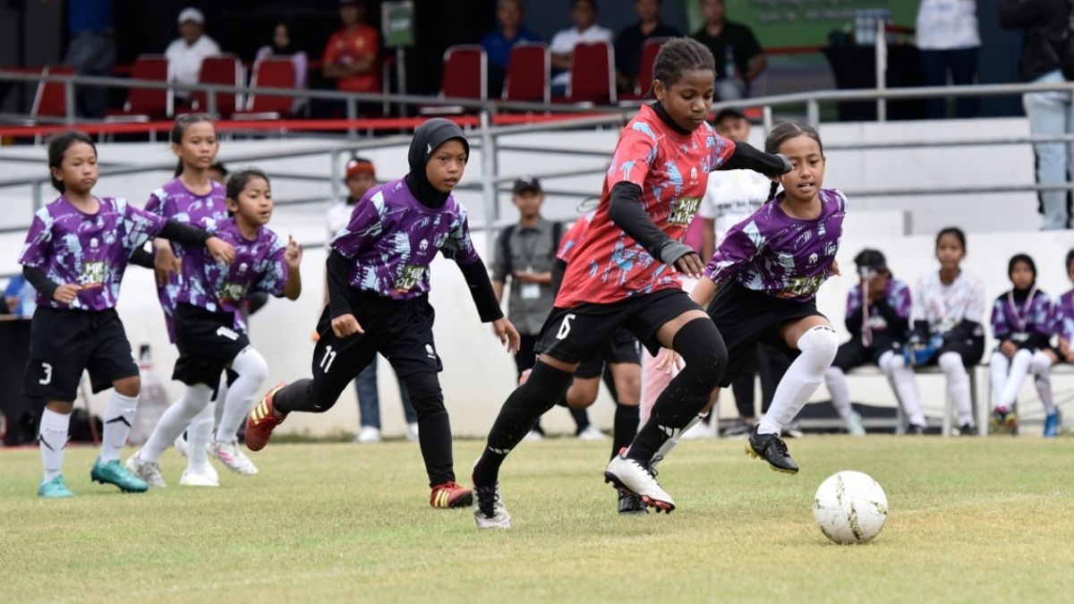 Les talents du football pour les filles précoces continuent d’apparaître