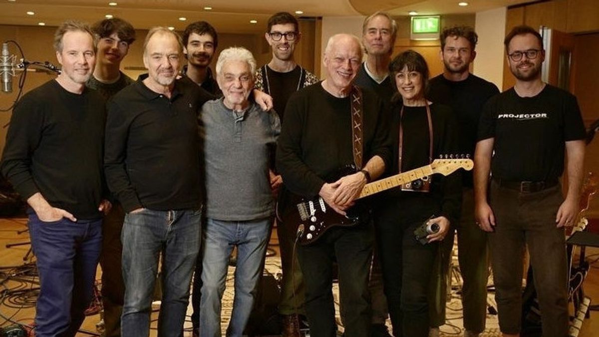 David Gilmour Ajak Drumer Steve Gadd di Proyek Barunya