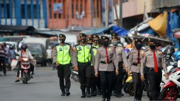 西爪哇地区警察迎接圣诞节和新年：部署了26万名警员，建立了326个安全哨所