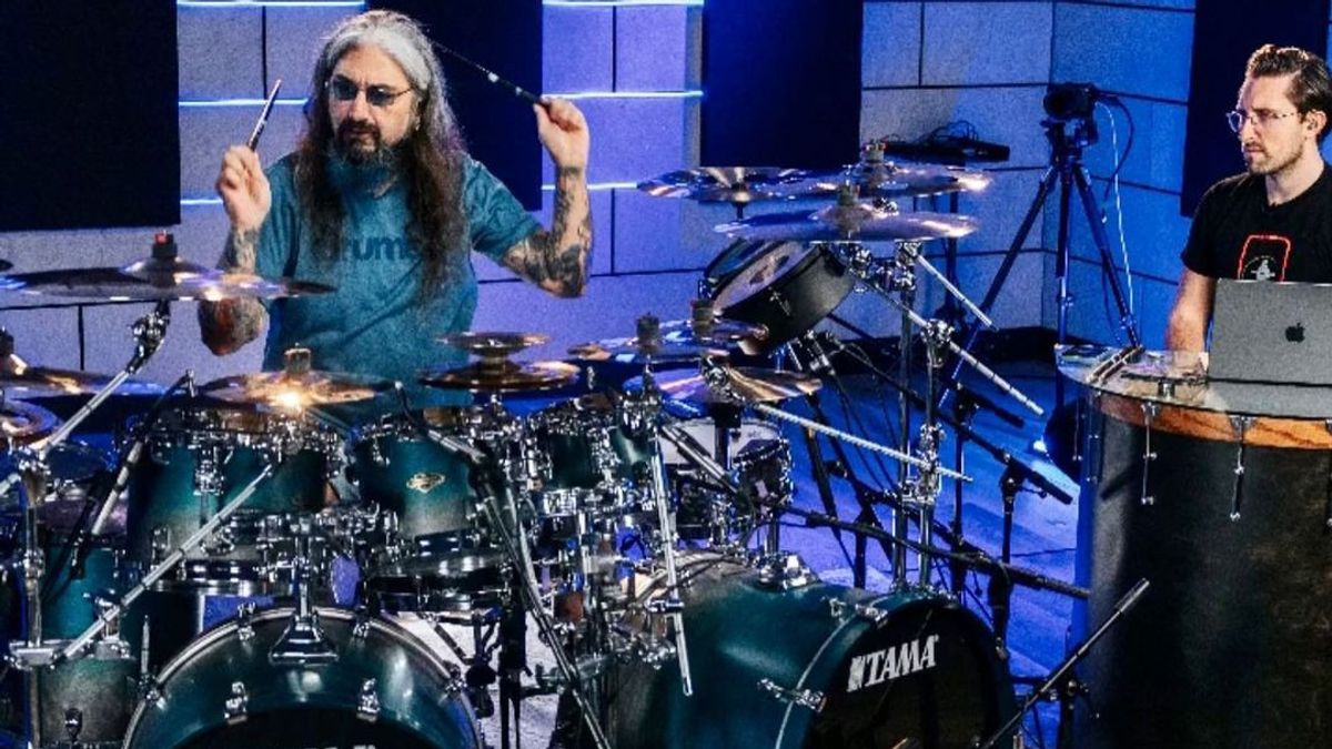 Watch The Video, Mike Portnoy Plays Pull Me Under For The First Time In 13 Years