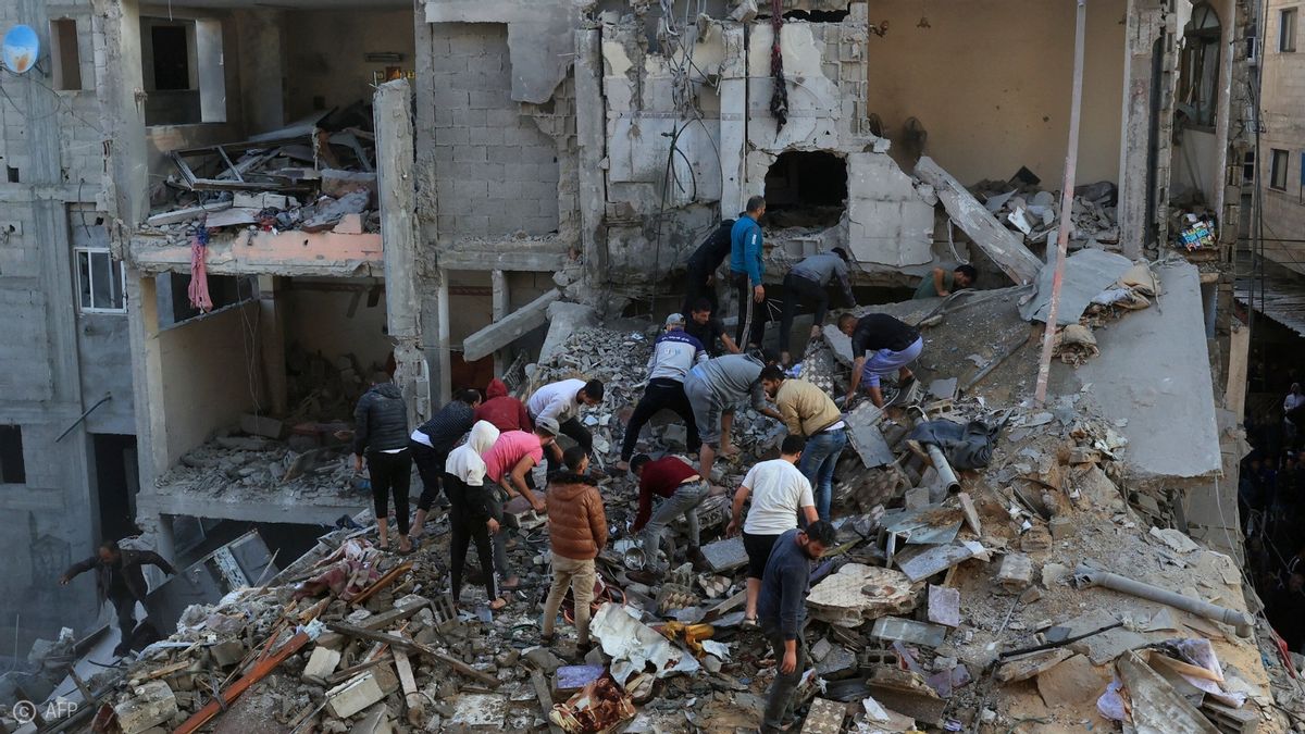 22 People Killed In Israeli Bombing Attack In Northern Gaza