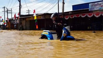 Sorong City Surrounded By Floods, West Papua Acting Paul Waterpauw Scheduled To Review Affected Locations Today