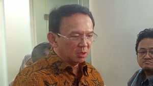 vérifié par 10 heures, Ahok Kaget a révélé de nombreuses irrégularités à des transferts suspects