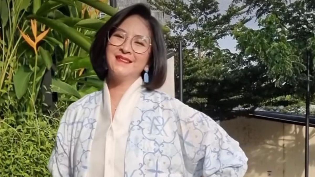  Tips Menjaga Keseimbangan Karier dan Keluarga Ala Novita Angie