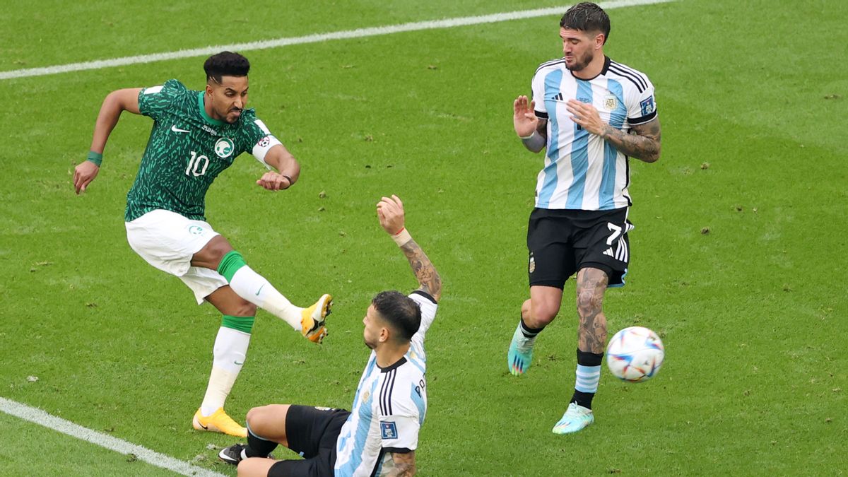 2022年世界杯，阿根廷VS沙特阿拉伯：阿尔比塞莱斯特吞下苦药，1-2负