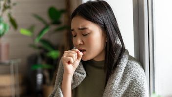 5 Penyebab Nyeri Perut ketika Batuk dan Langkah Sederhana Meredakannya