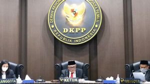    DKPP Pecat Anggota KPU Kapuas Dalang Penyelewengan Anggaran APD Pilkada Kalteng
