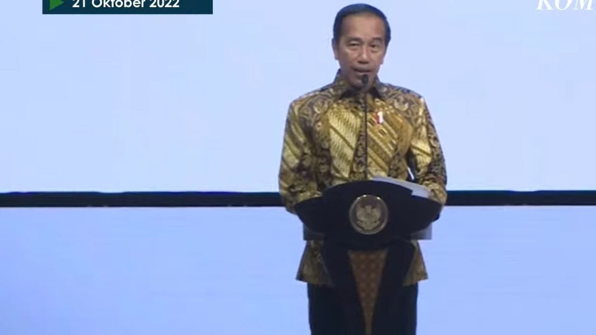 خطاب في ذكرى غولكار ، جوكوي بصراحة Airlangga Hartarto لديه ساعات طيران عالية تواجه الركود 2023
