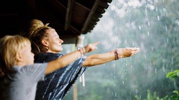 背诵先知在雨中祷告（和平降临他）