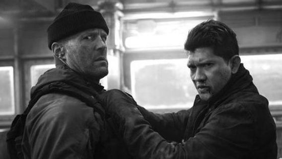 Melihat Iko Uwais dan Jason Statham Saling Puji dalam Proyek <i>Expendables 4</i>