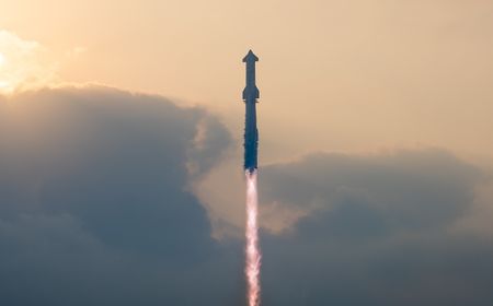 Roket Starship SpaceX Berhasil Mendarat di Samudra Hindia setelah Misi Uji Coba Global