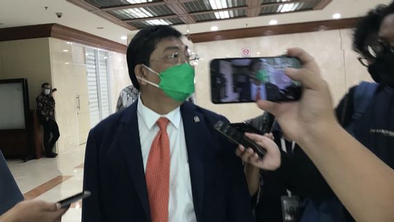 F - Pdip 主席乔科维没有总统信提醒 Tni 指挥官职位没有空缺