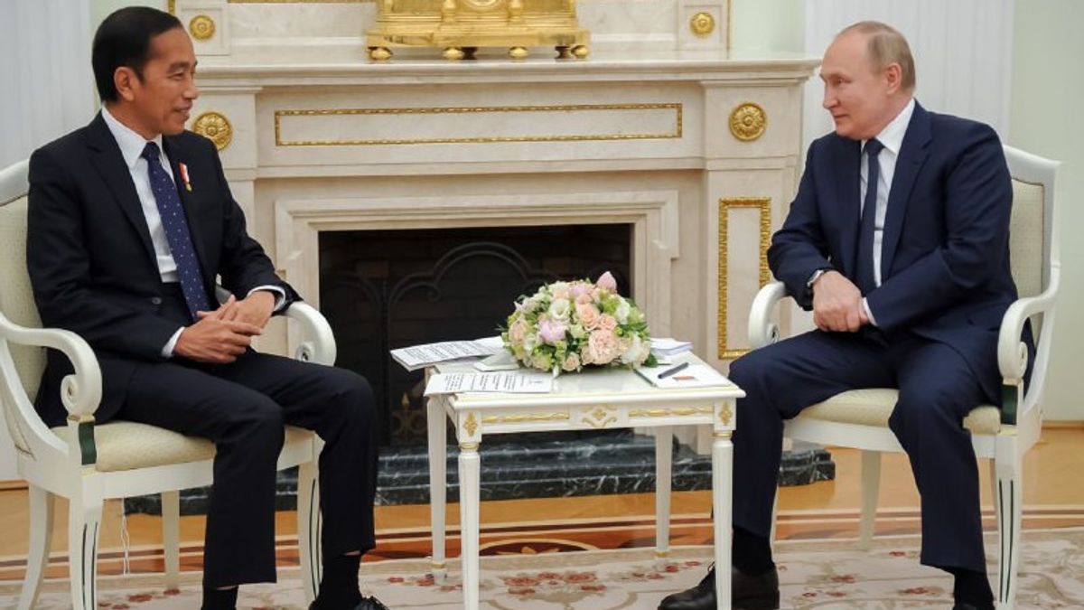 接受佐科威总统访问克里姆林宫，普京总统讨论全球经济与乌克兰特种军事行动