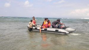 Tiga Pemancing Terseret Ombak di Pantai Sumbawa NTB