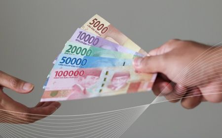 Rupiah Kamis Mampu Ditutup Menguat di Detik-detik Akhir Perdagangan