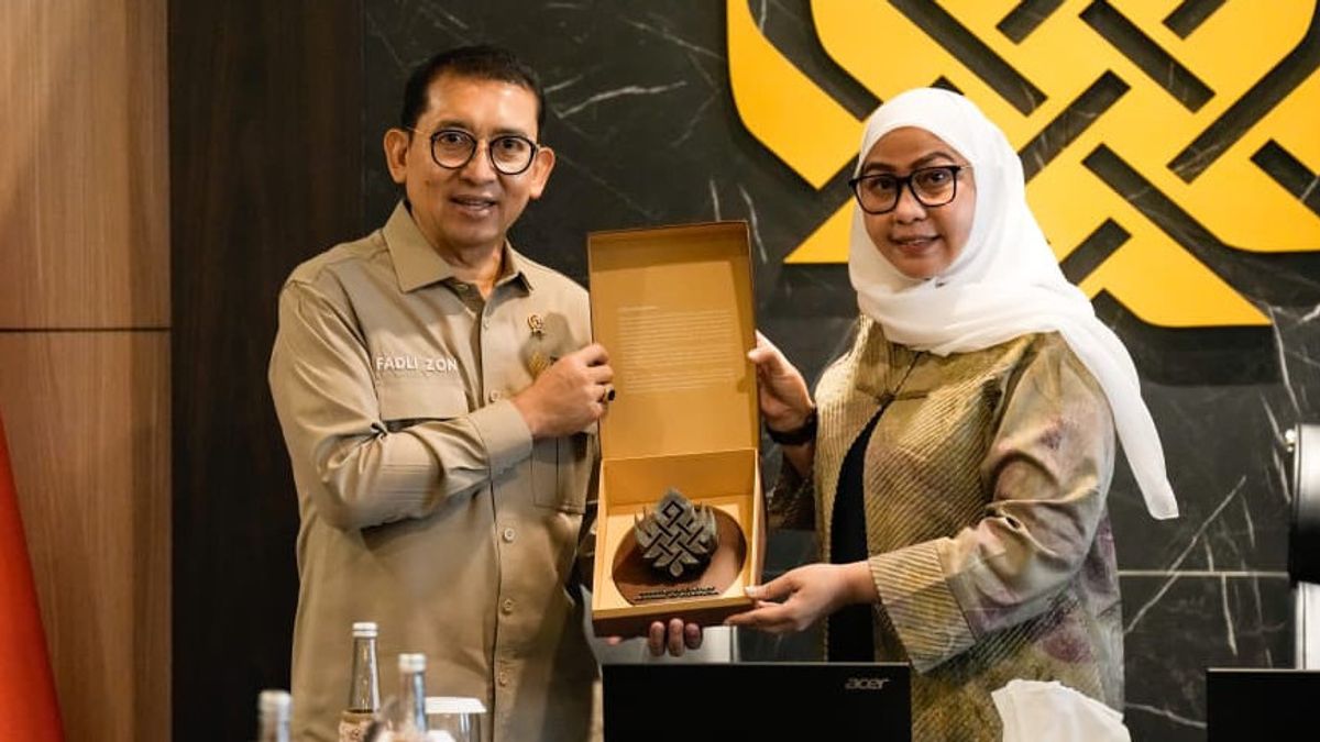 バンジャルバル、文化遺産の活性化支援を要請、文化大臣は「リビングミュージアム」のオープンを促す