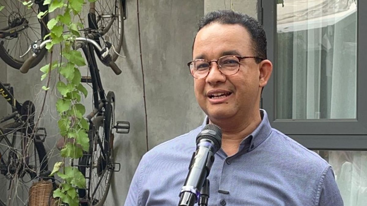 Répondre aux questions du PDIP Usung Anies Maju Pilgub Java Ouest, Puan:Waiter le soir